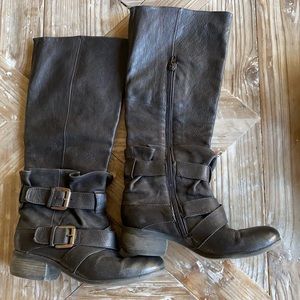 Boutique 9 size 6 1/2 boots soft leather